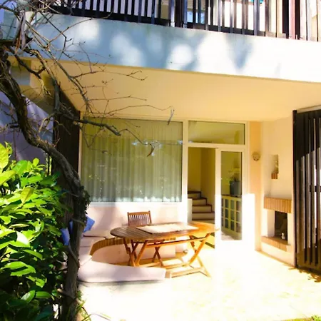 Retreat In Lignano By The Pool * Lignano Sabbiadoro