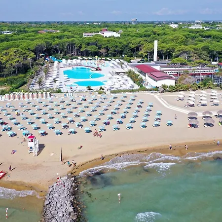 Retreat In Lignano By The Pool Vila *
